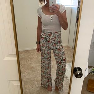 Flowy flower pants size S